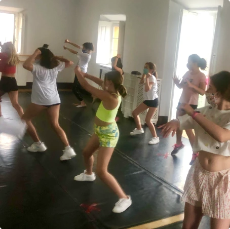 campus artístico de danza para niños en Gijón